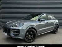Neu Porsche Cayenne E-Hybrid Coupe Black Edition 470 PS (345 kW) 2026 Grau SUV
