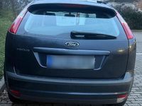 Gebraucht Ford Focus 126 PS (92 kW) 2007 Grau Coupé