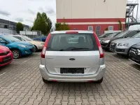 Gebraucht Ford Fusion Style 80 PS (58 kW) 2010 Silber Kleinwagen