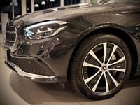 Gebraucht Mercedes E300 Avantgarde 306 PS (225 kW) 2022 Grau Limousine