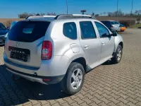 Używany Dacia Duster Lauréate 105 KM (77 kW) 2010 Szary SUV