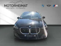 Gebraucht BMW 220 Active Tourer Sport Line 170 PS (125 kW) 2025 Saphirschwarz metallic Van / Kleinbus
