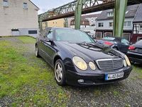 Gebraucht Mercedes E200 163 PS (119 kW) 2005 Schwarz Limousine