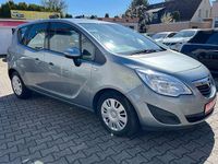 Gebraucht Opel Meriva Edition 95 PS (69 kW) 2013 Silber Van / Kleinbus