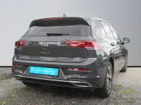 Gebraucht VW Golf VIII Move 110 PS (80 kW) 2024 Grau Limousine