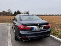 Gebraucht BMW 750 450 PS (330 kW) 2016 Grau Limousine