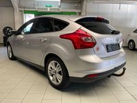 Gebraucht Ford Focus 125 PS (91 kW) 2011 Silber Limousine