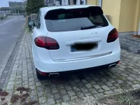 Second-hand Porsche Cayenne 300 CP (220 kW) 2013 Alb SUV