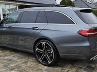 Gebraucht Mercedes E220 Avantgarde 194 PS (142 kW) 2020 Grau Kombi
