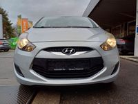 Gebraucht Hyundai ix20 Classic 90 PS (66 kW) 2011 Grau Kleinwagen