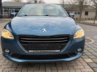 Gebraucht Peugeot 301 82 PS (60 kW) 2016 Blau Limousine