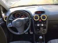 gebraucht Opel Corsa D 1,4L Color Edition 4 Türen