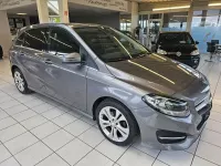 Gebraucht Mercedes B180 109 PS (80 kW) 2016 Grau Van / Kleinbus