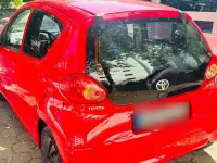 Gebraucht Toyota Aygo 68 PS (50 kW) 2007 Rot Kleinwagen