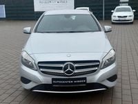 Gebraucht Mercedes A180 122 PS (89 kW) 2013 Silber Limousine