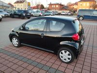 Gebraucht Toyota Aygo 68 PS (50 kW) 2007 Schwarz Kleinwagen