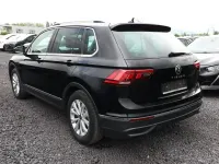 Gebraucht VW Tiguan Life 150 PS (110 kW) 2021 Schwarz metallic SUV