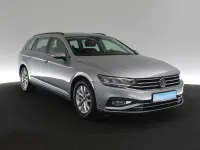 Gebraucht VW Passat Business 150 PS (110 kW) 2023 Silber / pyrit silber Kombi
