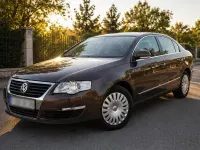Gebraucht VW Passat 120 PS (88 kW) 2010 Braun Limousine