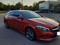 Gebraucht Mercedes CLA180 122 PS (89 kW) 2019 Rot Limousine