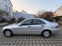 Gebraucht Mercedes 200 116 PS (85 kW) 2000 Silber Limousine