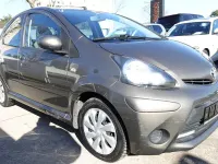 Gebraucht Toyota Aygo Cool 68 PS (50 kW) 2014 Bronze Kleinwagen