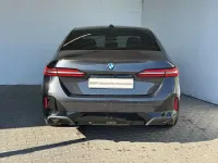Gebraucht BMW 520 M Sport 197 PS (144 kW) 2024 Grau Limousine