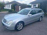 Gebraucht Mercedes E220 Elegance 150 PS (110 kW) 2005 Silber Kombi