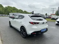 Neu Mazda 3 Homura-Line 140 PS (102 kW) 2026 Weiß Limousine