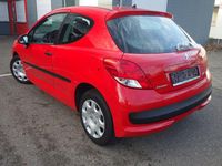 Gebraucht Peugeot 207 Filou 73 PS (53 kW) 2011 Rot Kleinwagen