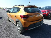 Gebraucht Dacia Sandero Essentiel 91 PS (66 kW) 2021 Orange atacama metallic