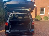 Gebraucht VW Touran 150 PS (110 kW) 2020 Schwarz Van / Kleinbus