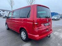 Second-hand VW Multivan Trendline 150 CP (110 kW) 2017 Roșu Monovolum