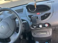 Używany Renault Twingo Dynamique 75 KM (55 kW) 2011 Czerwony Hatchback