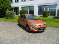 Gebraucht Hyundai i20 GO! 86 PS (63 kW) 2014 Bronzemett Kleinwagen
