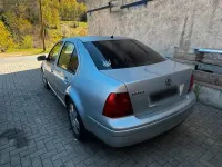 Usata VW Bora 150 CV (110 kW) 2004 Argento Berlina