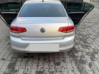 Gebraucht VW Passat Comfortline 150 PS (110 kW) 2015 Grau Limousine