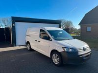 Używany VW Caddy 102 KM (75 kW) 2021 Biały Minivan