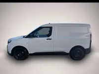 Neu Ford Courier Trend 100 kW (136 PS) 2026 Manufacturer Van / Kleinbus