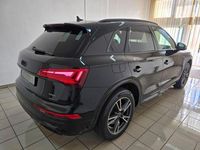 Gebraucht Audi Q5 Edition .1 143 PS (105 kW) 2021 Andere SUV