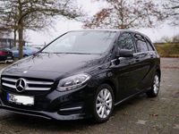 Gebraucht Mercedes 180 Style 122 PS (89 kW) 2017 Schwarz Limousine