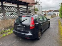 Gebraucht Hyundai i30 Classic 90 PS (66 kW) 2010 Schwarz Kombi