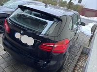 Gebraucht BMW 216 Active Tourer Advantage 102 PS (75 kW) 2016 Schwarz Van / Kleinbus