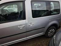 Gebraucht VW Caddy Trendline 102 PS (75 kW) 2012 Reflexsilber metallic Van / Kleinbus