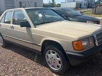 Usata Mercedes 190 1984 Beige Berlina