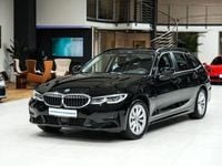 Gebraucht BMW 330e Advantage 184 PS (135 kW) 2020 Schwarz Kombi