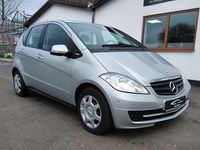 Gebraucht Mercedes A160 95 PS (69 kW) 2011 Silber Kleinwagen
