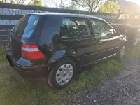 Gebraucht VW Golf IV 75 PS (55 kW) 2003 Schwarz Kleinwagen