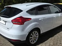 Gebraucht Ford Focus Trend 125 PS (91 kW) 2014 Weiß Limousine