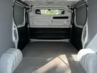 Gebraucht Renault Trafic Komfort 121 PS (88 kW) 2019 Weiß Van / Kleinbus
